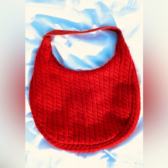 NWOT 100% Lambswool 🌹RED 🌹 Gap Sweater Handbag Cable Knit
Hobo Purse - Picture 2 of 5